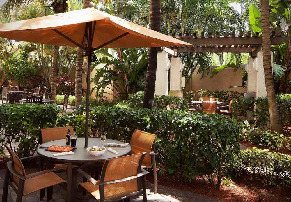 Courtyard By Marriott Fort Lauderdale Airport & Cruise Port Dania Beach Dış mekan fotoğraf