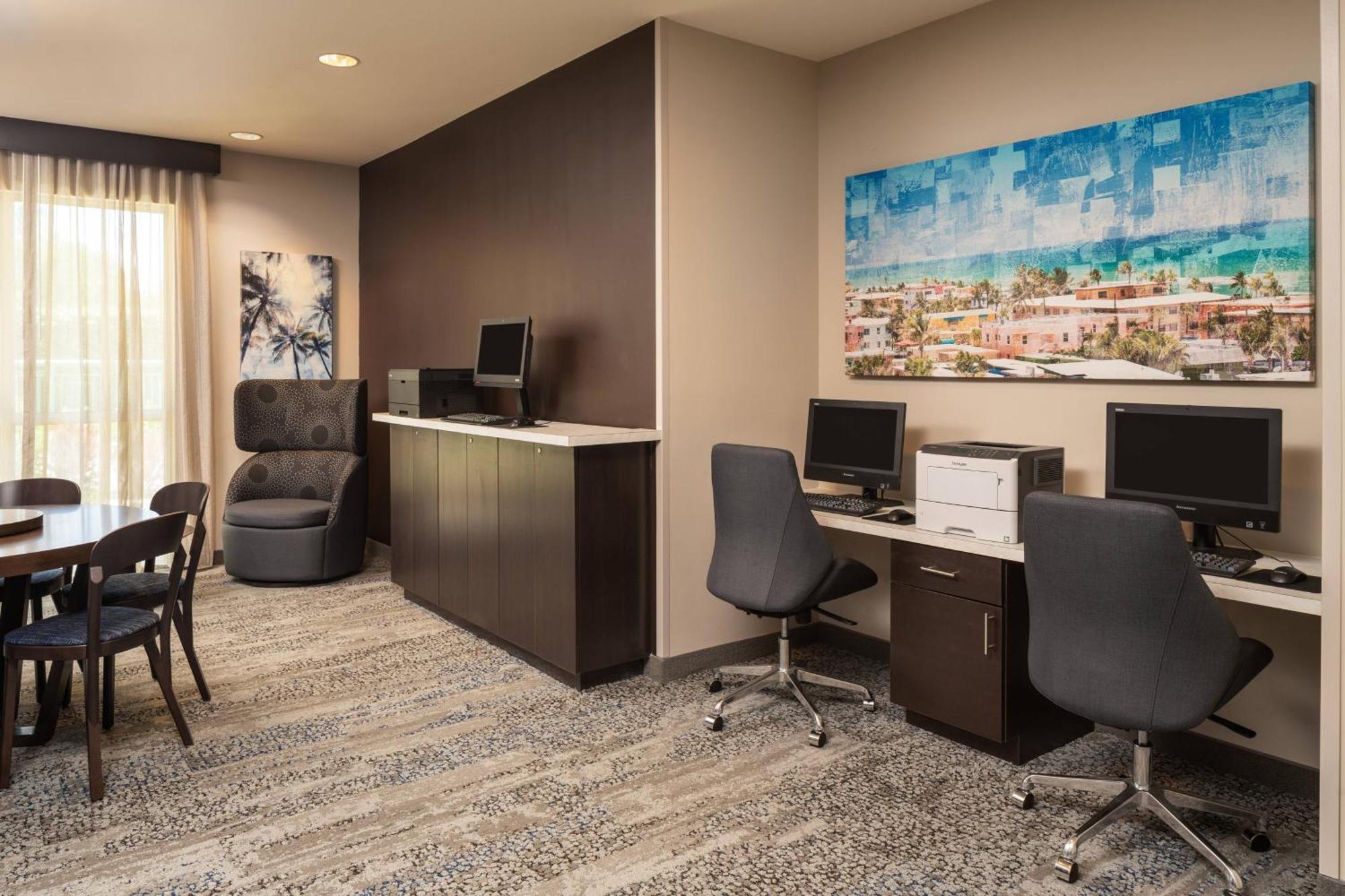 Courtyard By Marriott Fort Lauderdale Airport & Cruise Port Dania Beach Dış mekan fotoğraf