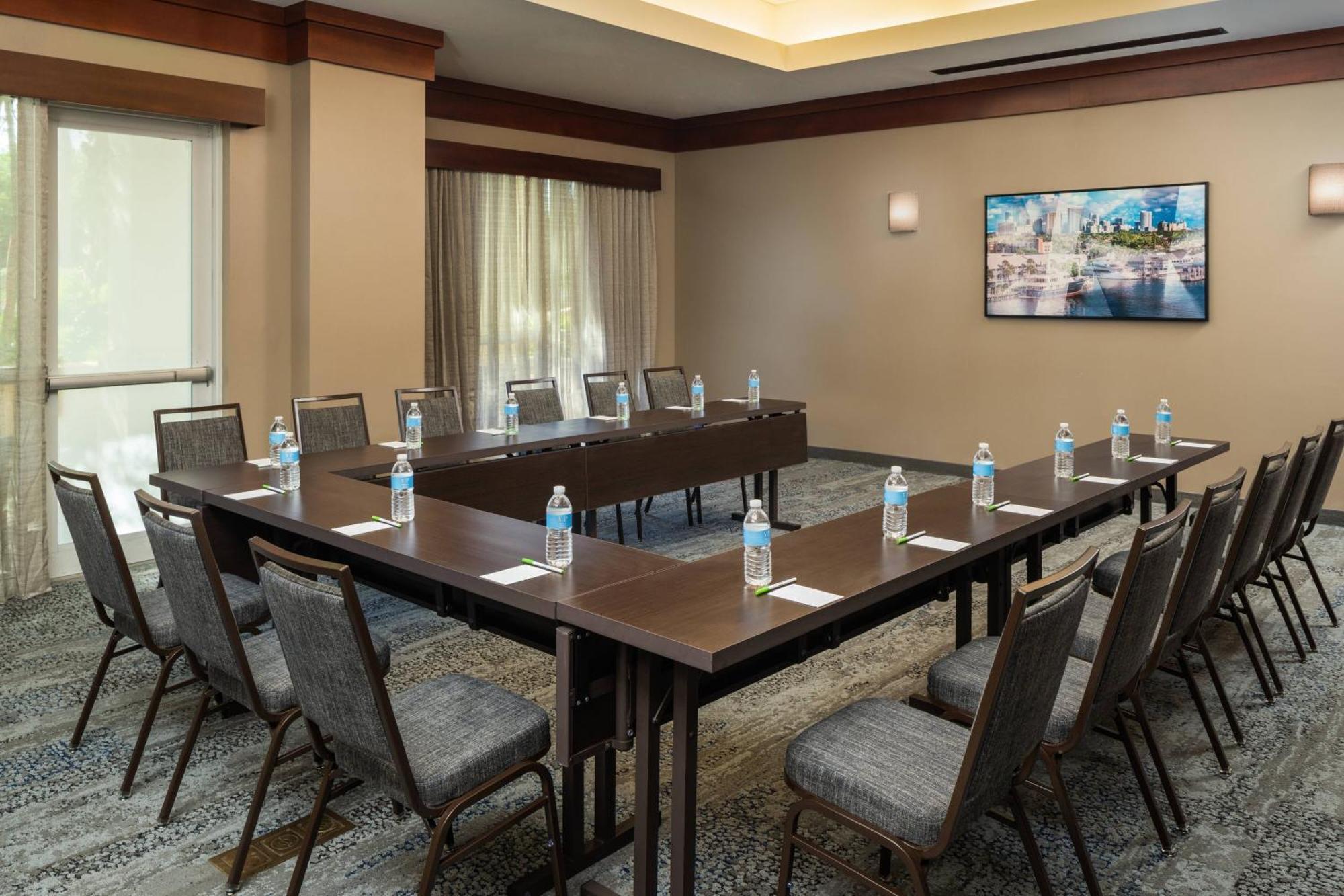 Courtyard By Marriott Fort Lauderdale Airport & Cruise Port Dania Beach Dış mekan fotoğraf