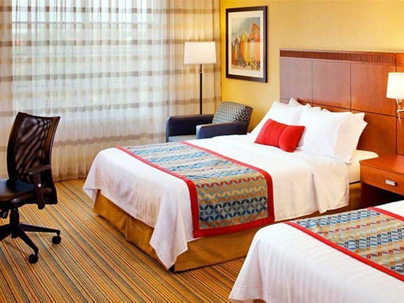 Courtyard By Marriott Fort Lauderdale Airport & Cruise Port Dania Beach Dış mekan fotoğraf